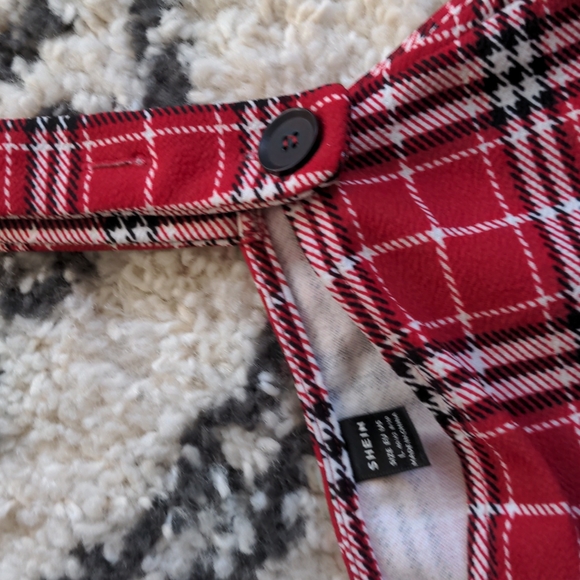 Shein maternity tartan Christmas overalls - Picture 4 of 6